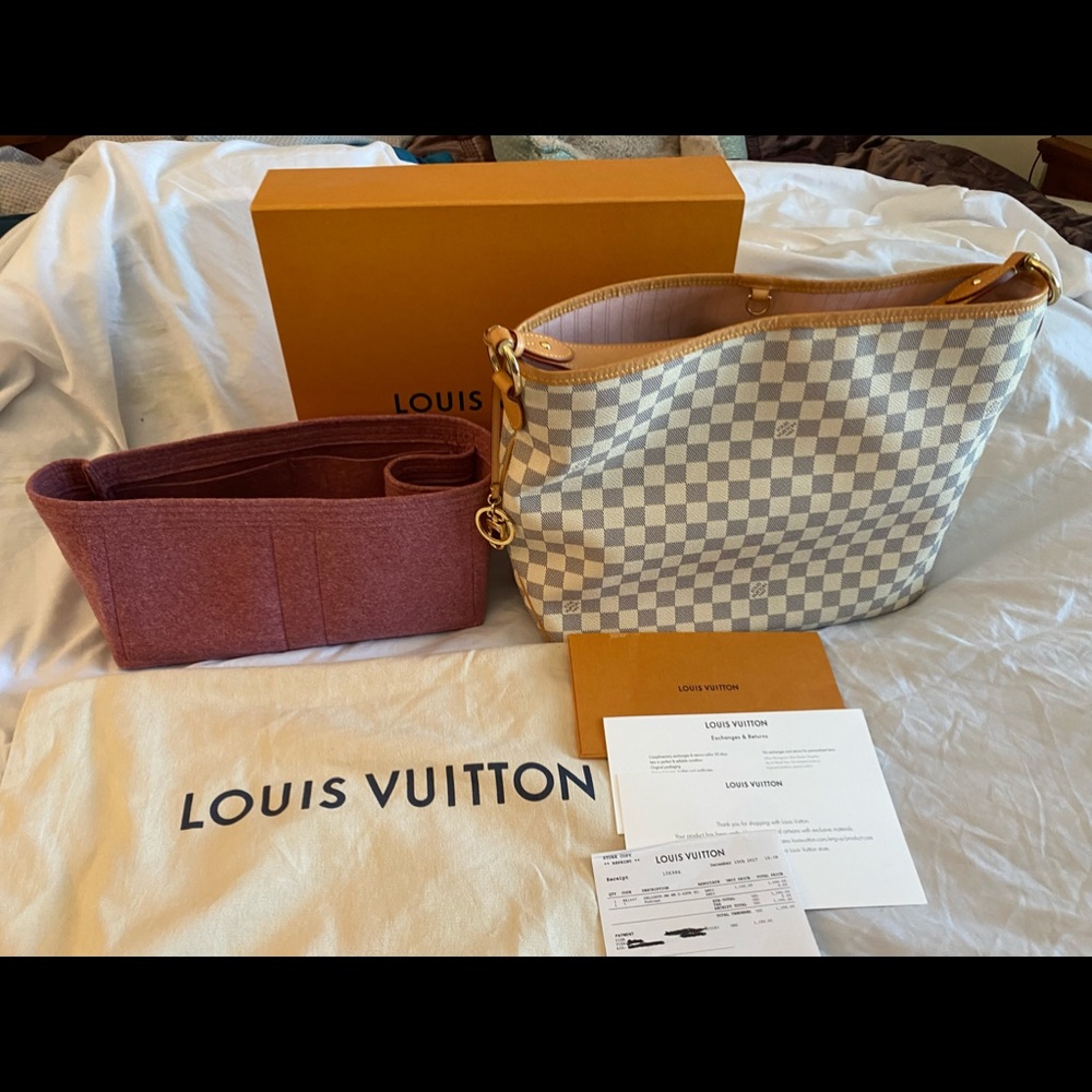 Sold ❣️❣️❣️Louis Vuitton Delightful MM Azur 🌸🌸pretty!